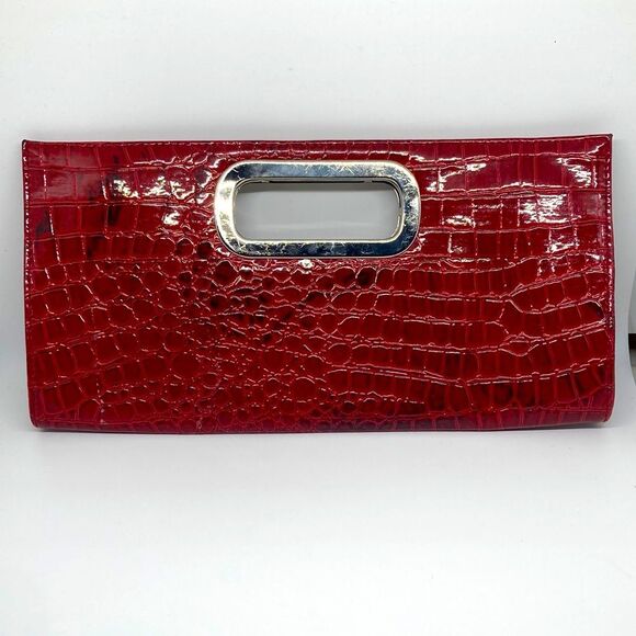 Red Maroon Crocodile Print Clutch - Picture 1 of 10